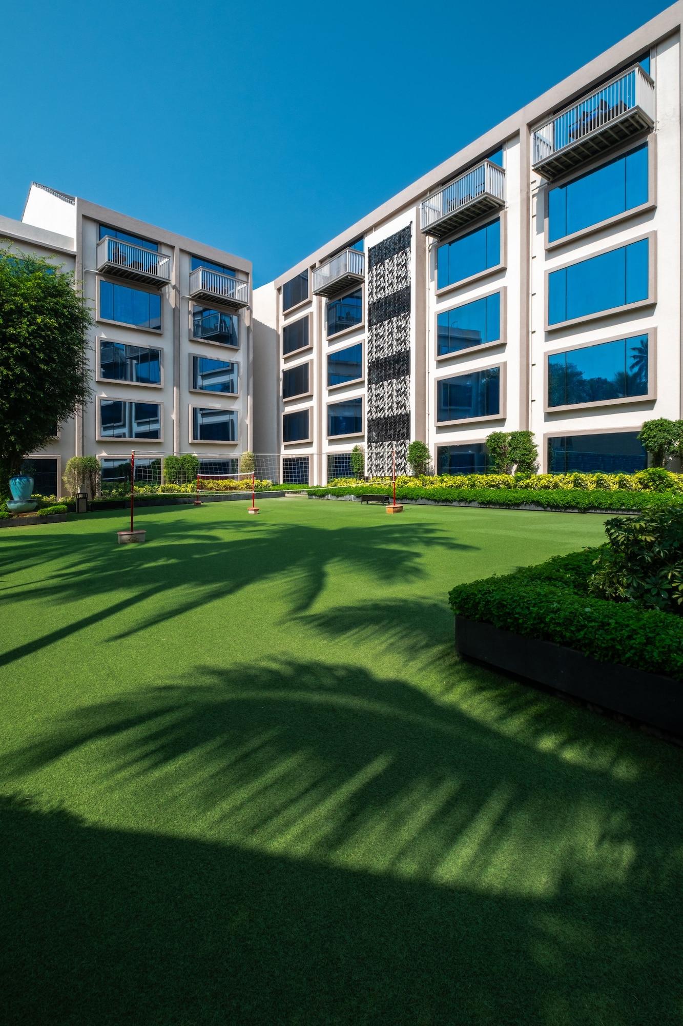Hyatt Centric Candolim Goa Exterior foto The University of Law, Birmingham