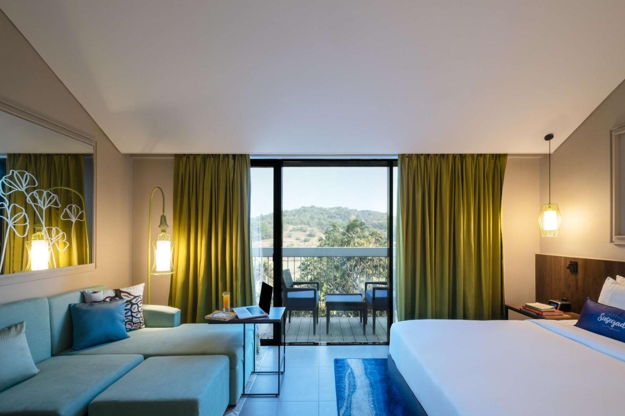 Hyatt Centric Candolim Goa Exterior foto